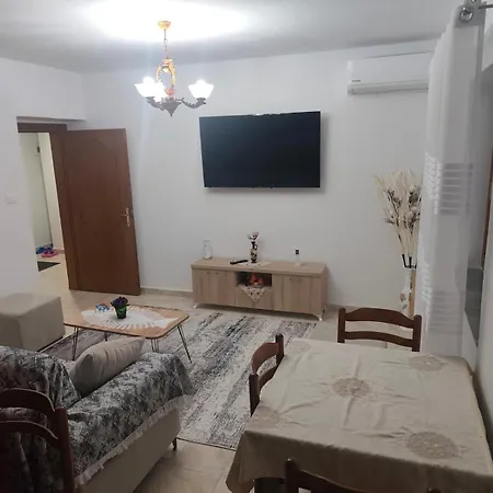 Oremari Apartamento *