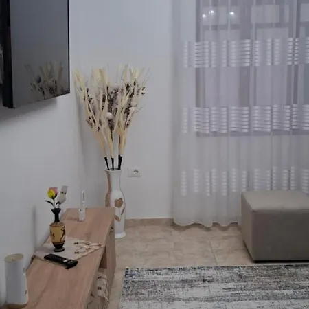 شقة Oremari *