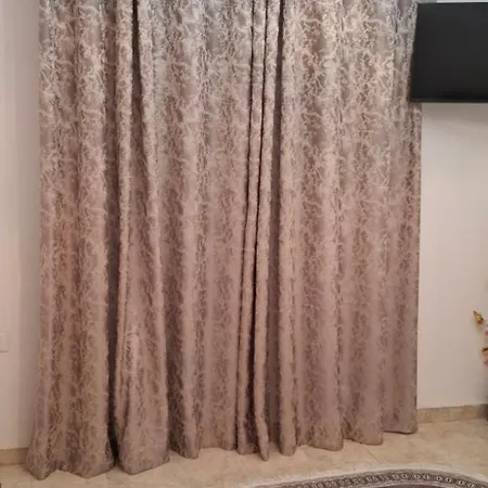 Apartamento Oremari Korce