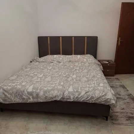 Oremari شقة